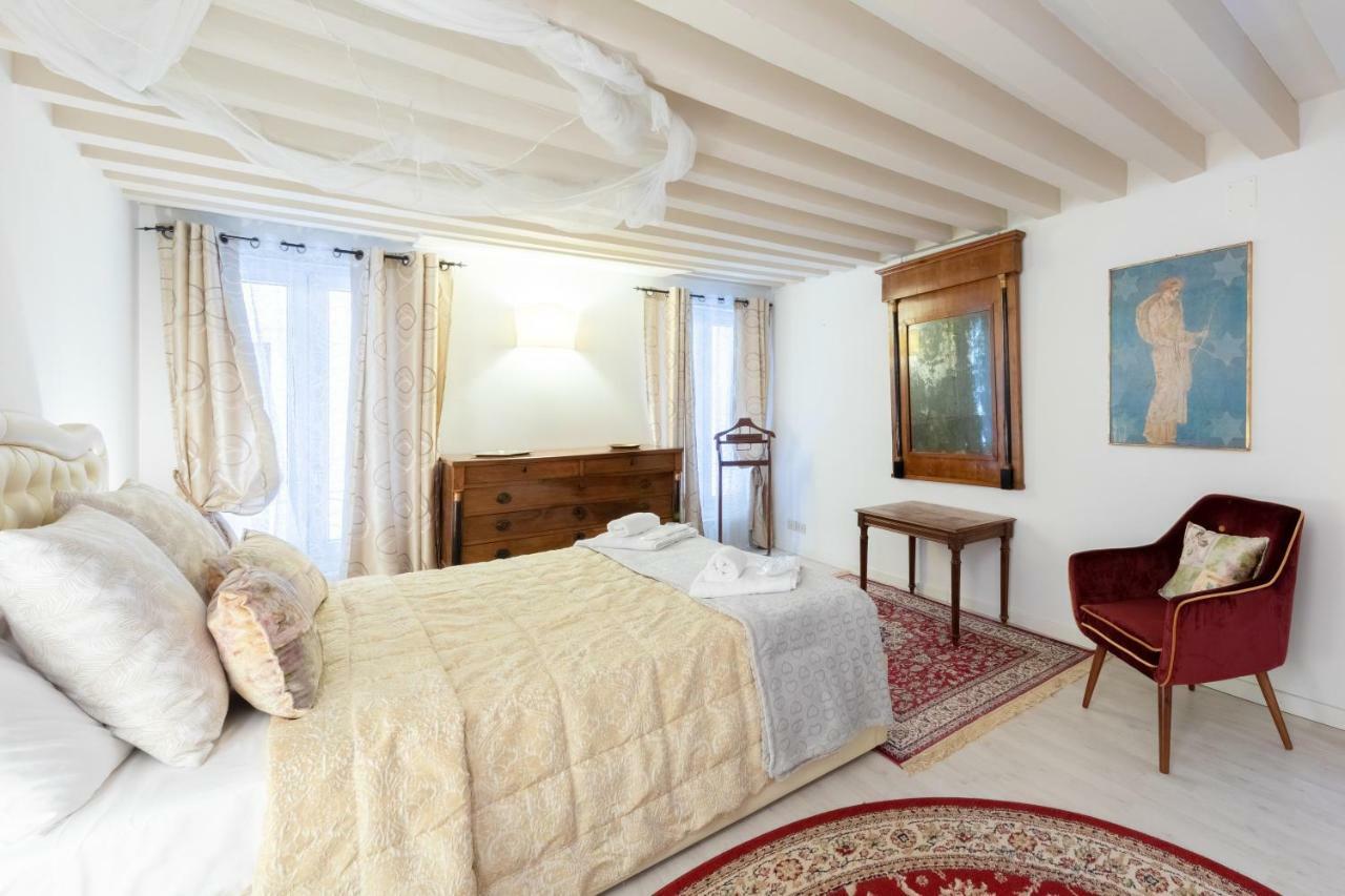 Ca' Del Carro Family Apartment Венеція Екстер'єр фото