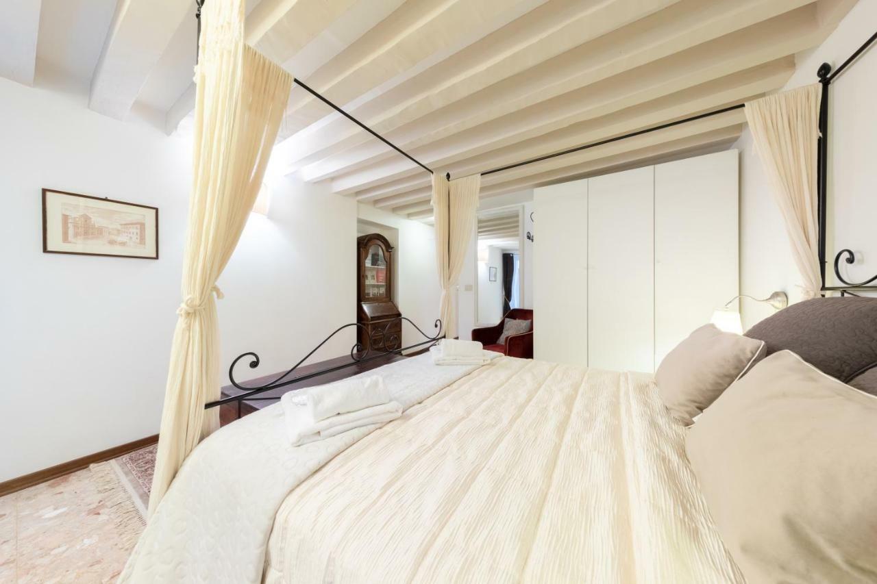 Ca' Del Carro Family Apartment Венеція Екстер'єр фото